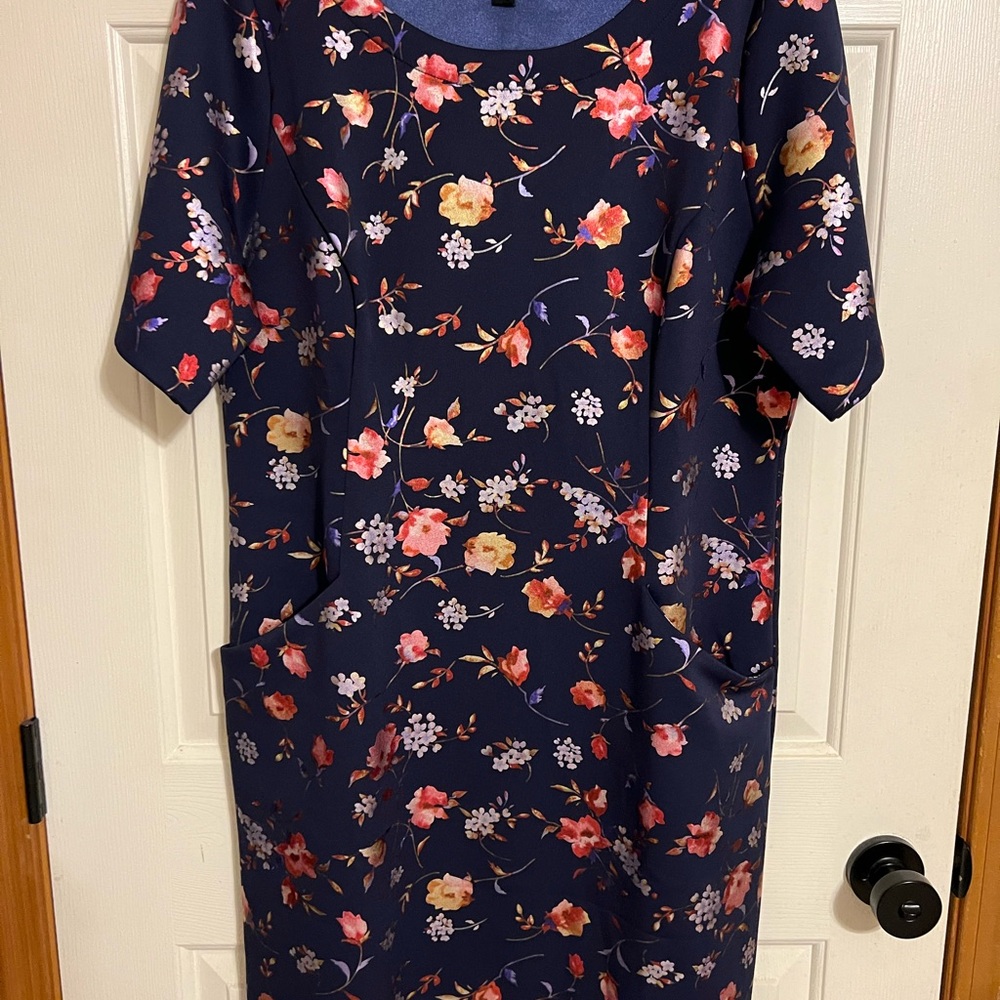 Isaac Mizrahi Navy Floral Midi Dress